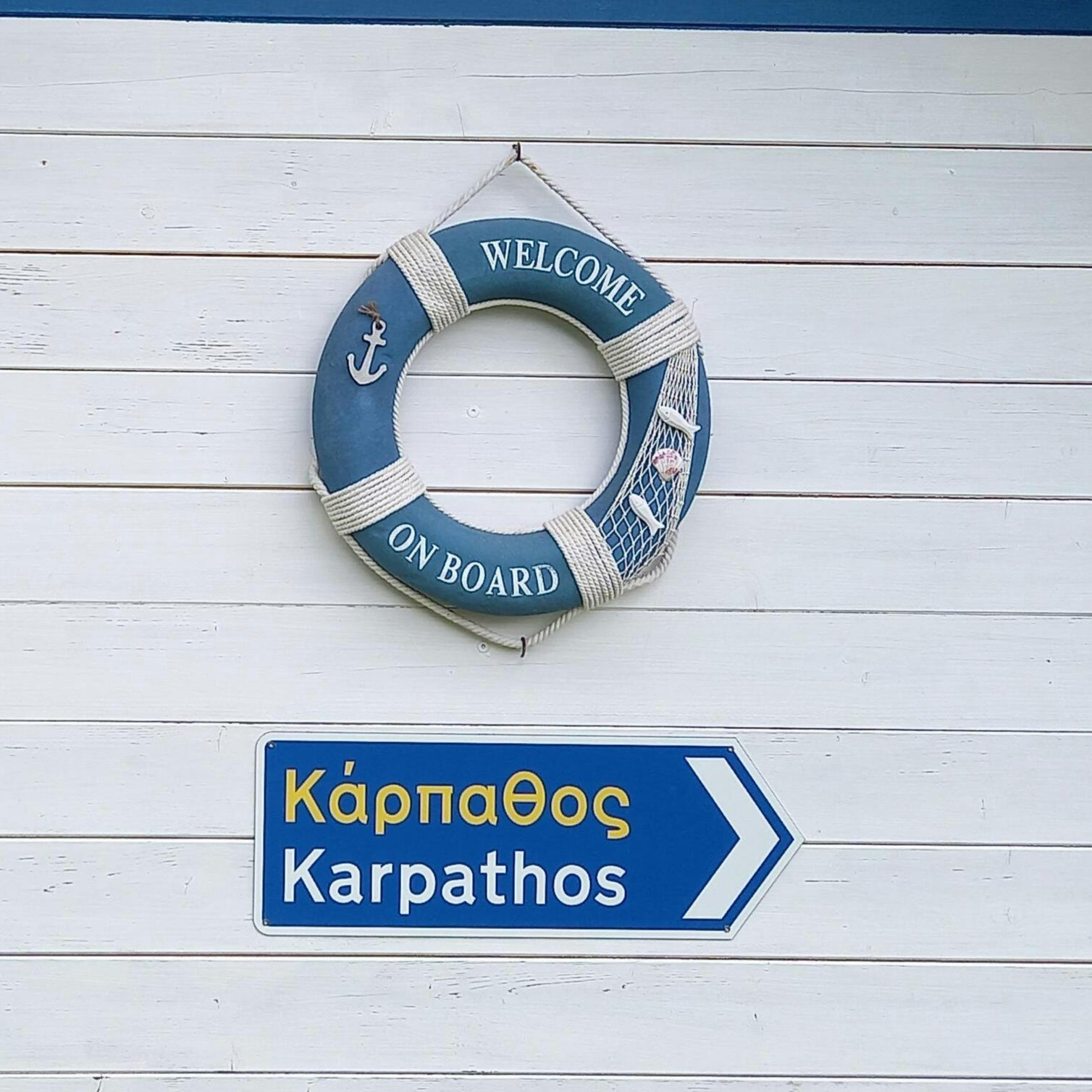 Karpathos unter Rettungsring